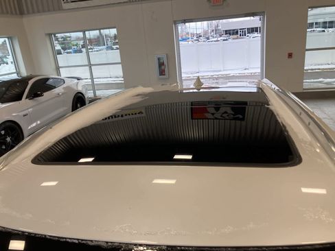 Used 2021 Cadillac XT4 Premium Luxury image 10