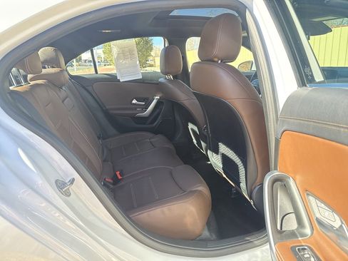 Used 2019 Mercedes-Benz A 220 4MATIC image 25