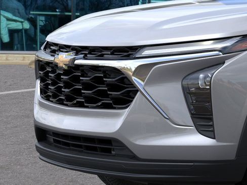 New 2026 Chevrolet Trax LS image 13