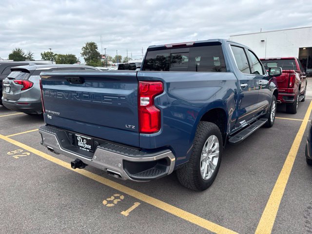 Used 2024 Chevrolet Silverado 1500 LTZ w/ LTZ Premium Package AWD/4WD image 11