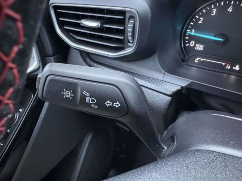 Certified 2022 Ford Explorer ST-Line w/ Class IV Trailer Tow Package image 33