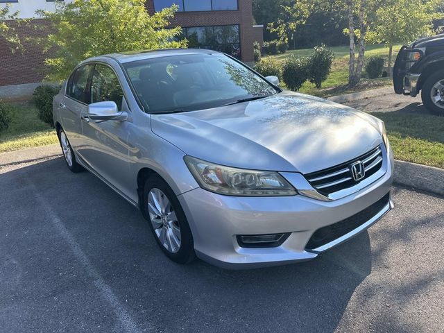 Used 2013 Honda Accord Touring image 3