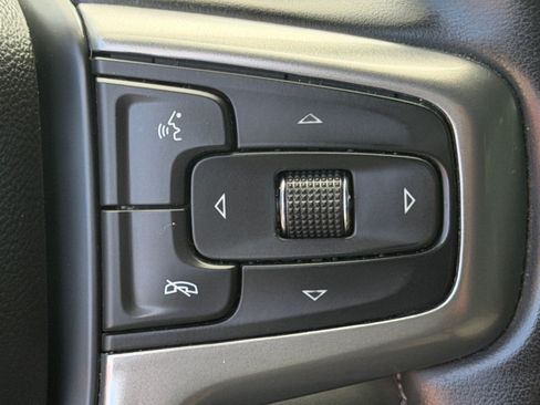 Used 2023 Chevrolet Silverado 1500 LT RWD image 36