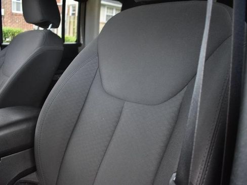 Used 2018 Jeep Wrangler Unlimited Sport S image 10