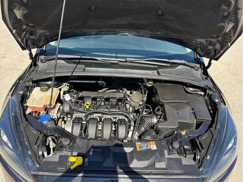 Used 2015 Ford Focus SE image 34