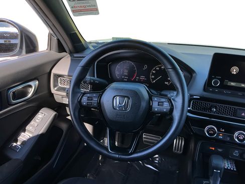 Used 2024 Honda Civic Sport image 11