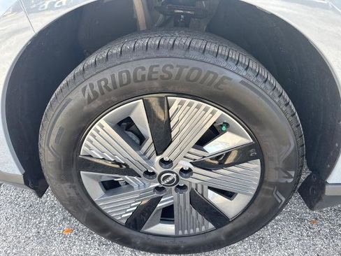 Certified 2025 Nissan Murano SL w/ Cargo Package image 11