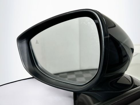 Used 2025 MAZDA CX-50 AWD 2.5 Hybrid w/ Premium Pkg image 16