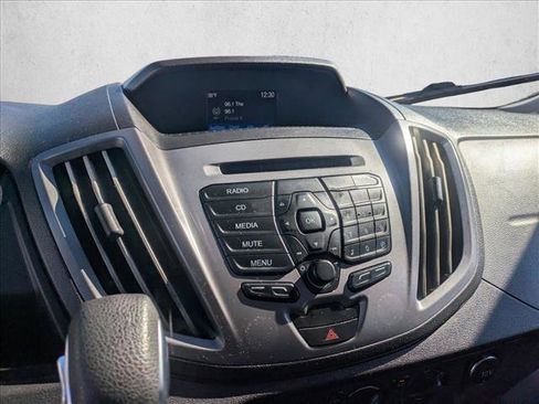 Used 2019 Ford Transit 350 XLT image 12