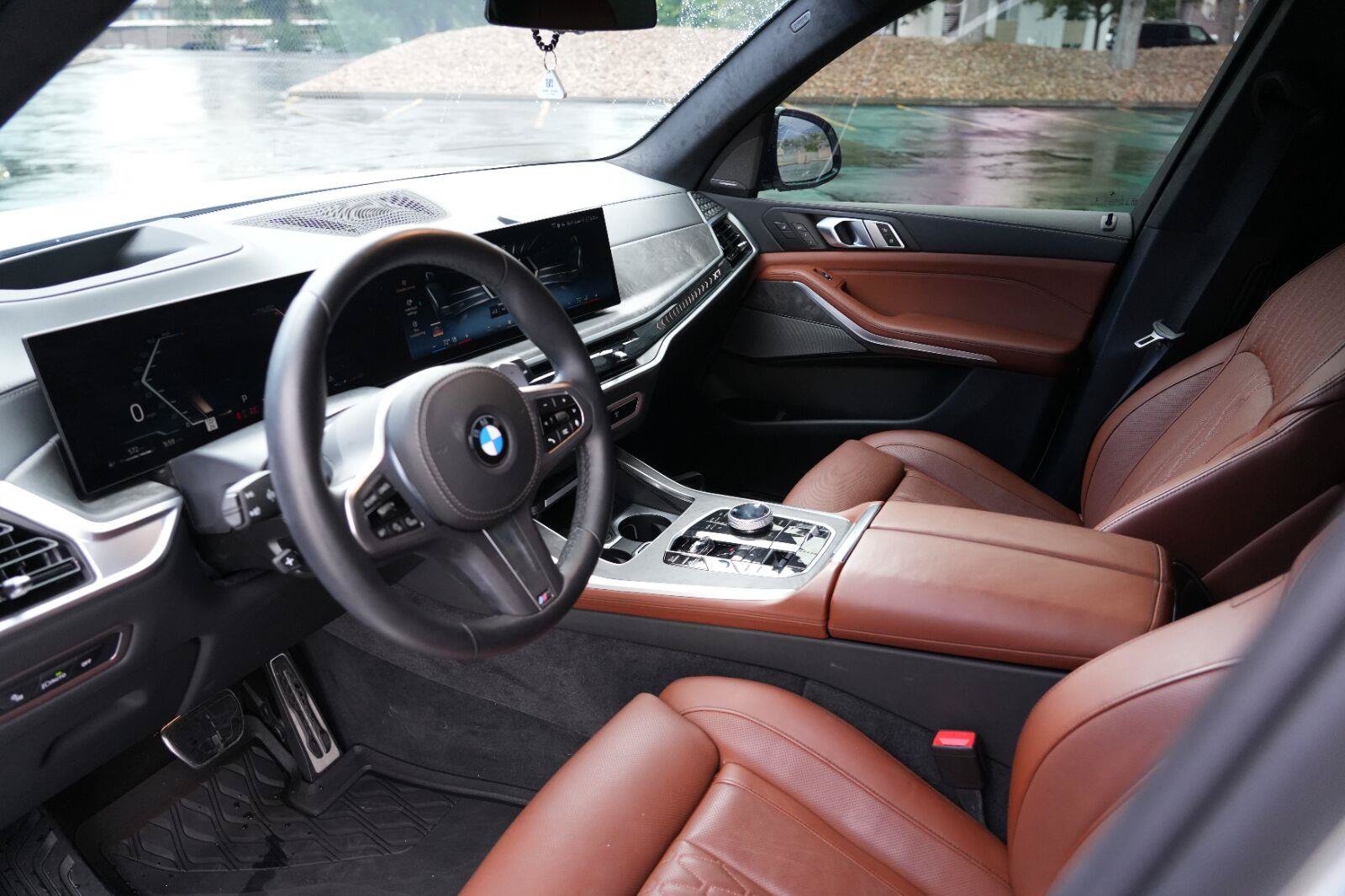 Used 2026 BMW X7 xDrive40i w/ Executive Package AWD/4WD image 9