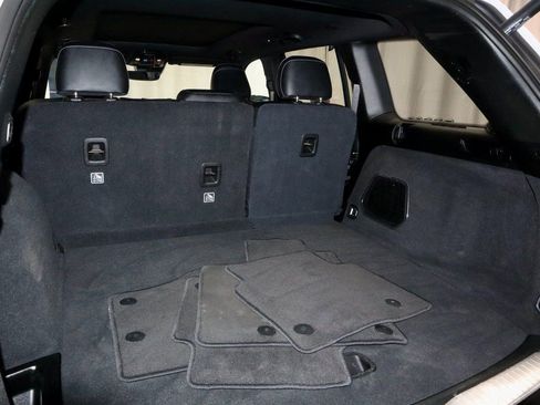 Used 2023 Jeep Grand Cherokee Overland image 16