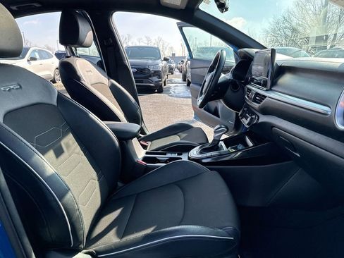 Used 2023 Kia Forte GT-Line w/ GT-Line Premium Package image 23