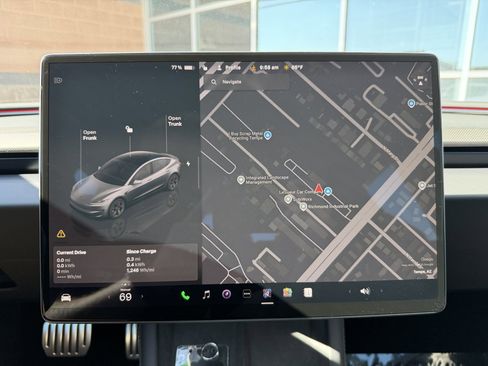 Used 2024 Tesla Model 3 Performance image 31