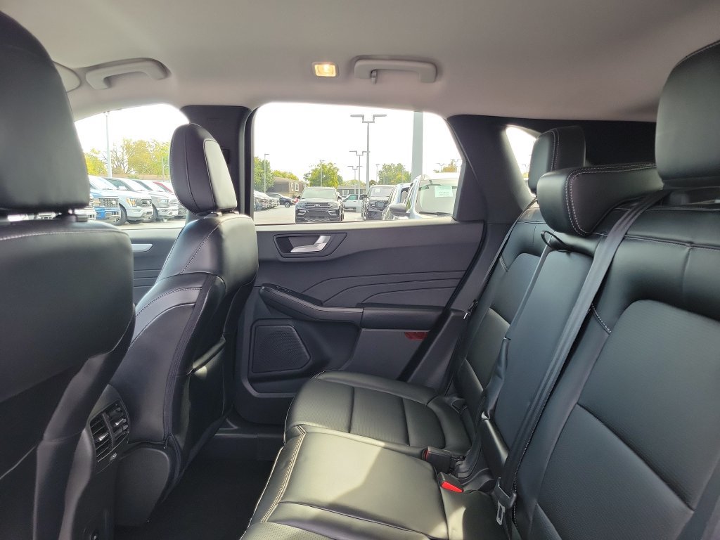 Certified 2023 Ford Escape Platinum AWD/4WD image 14