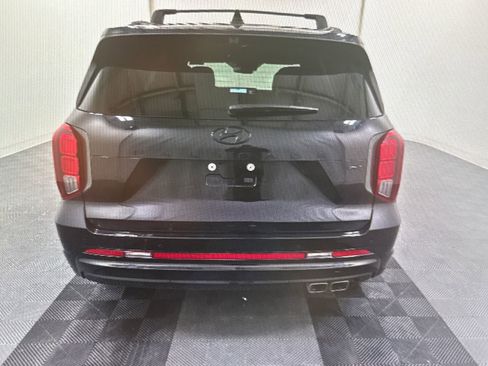 Used 2025 Hyundai Palisade Calligraphy image 11