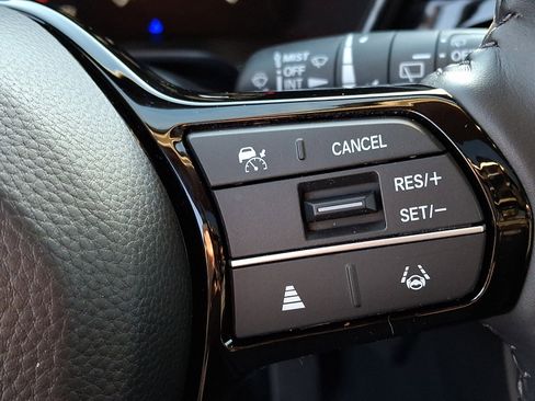 Used 2023 Honda CR-V EX-L image 26