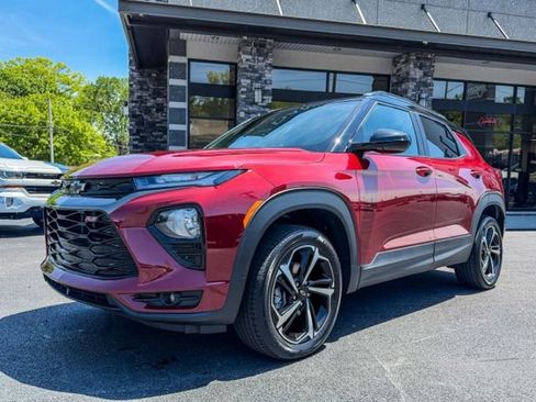 Used 2022 Chevrolet TrailBlazer RS w/ Technology Package AWD/4WD image 16