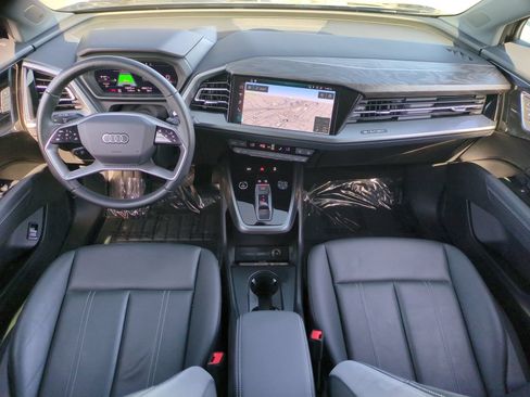 Used 2023 Audi Q4 e-tron Premium Plus w/ Premium Plus AWD/4WD image 7