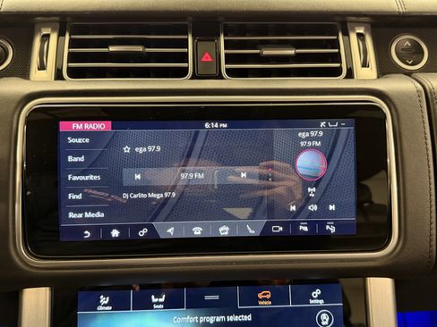 Used 2020 Land Rover Range Rover Autobiography image 23