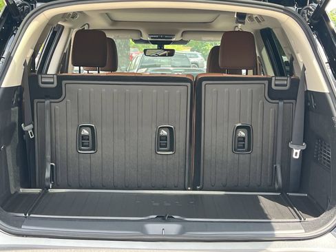 New 2026 Nissan Pathfinder Platinum FWD image 21