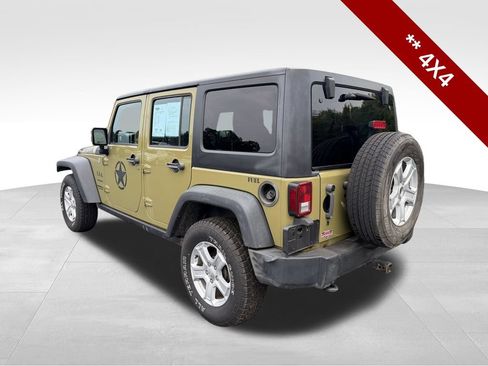 Used 2013 Jeep Wrangler Unlimited Sport AWD/4WD image 3