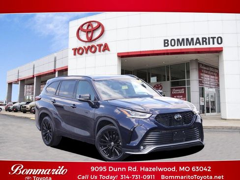 Used 2025 Toyota Highlander XSE AWD/4WD image 1