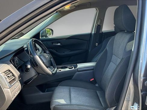 Used 2025 Nissan Rogue SV AWD/4WD image 21