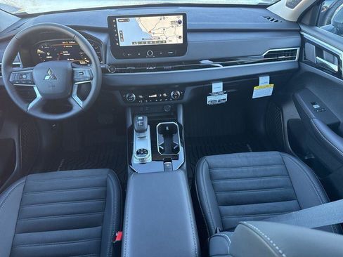 New 2026 Mitsubishi Outlander SE FWD image 20