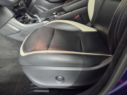 Used 2018 INFINITI QX30 Sport w/ Sport Leather Package FWD image 10