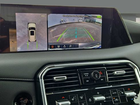 Used 2025 Nissan Armada SL w/ Captain's Chari Seat Package image 28