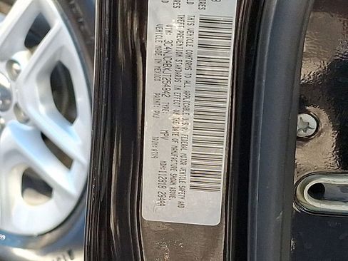 Used 2018 Jeep Compass Sport image 28