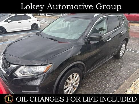 Certified 2020 Nissan Rogue SV FWD image 1