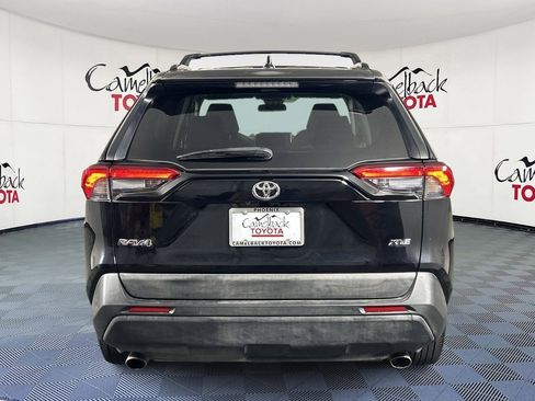 Used 2022 Toyota RAV4 XLE image 6