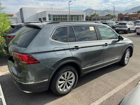 Used 2018 Volkswagen Tiguan SE image 5
