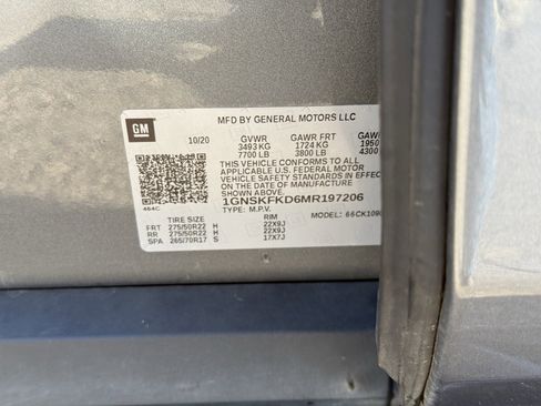 Used 2021 Chevrolet Suburban Premier image 31