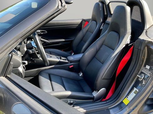 Used 2019 Porsche 718 Boxster GTS image 21