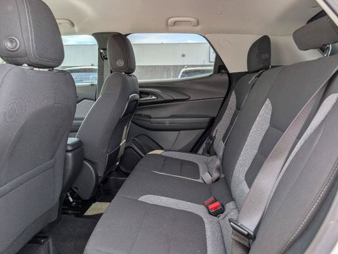 Used 2024 Chevrolet TrailBlazer LT w/ Driver Confidence Package AWD/4WD image 9
