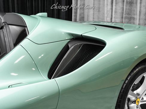 Used 2025 Ferrari SF90 Spider AWD/4WD image 40