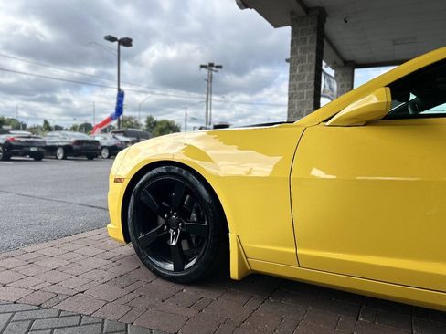 Used 2010 Chevrolet Camaro SS w/ RS Package RWD image 8