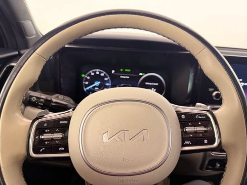Used 2023 Kia Sorento SX Prestige w/ Panoramic Sunroof Package AWD/4WD image 32