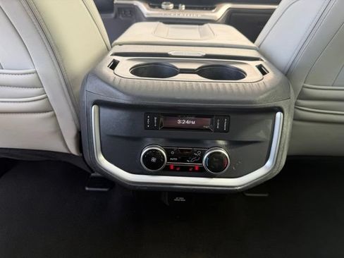 Used 2025 Ford Expedition Max Platinum w/ Platinum Ultimate Package AWD/4WD image 35