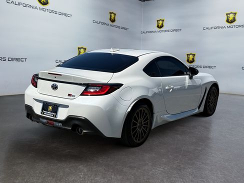 Used 2024 Toyota GR86 RWD image 5