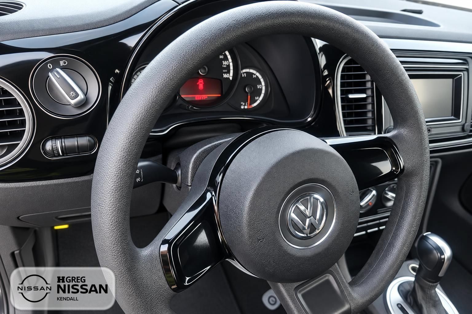 Used 2016 Volkswagen Beetle 1.8T S FWD image 10