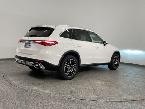Certified 2026 Mercedes-Benz GLC 300 image 9