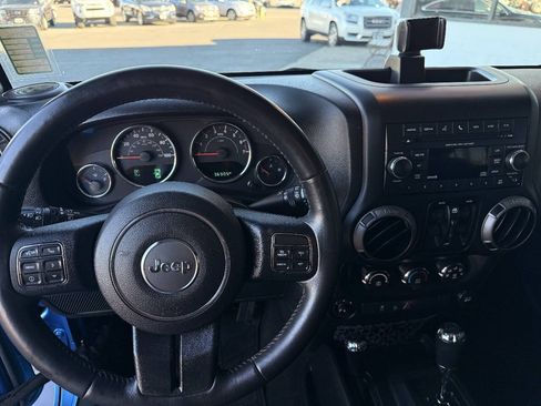 Used 2016 Jeep Wrangler Unlimited Sport w/ Quick Order Package 24S AWD/4WD image 12