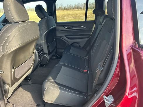 New 2026 Jeep Grand Cherokee Laredo AWD/4WD image 39