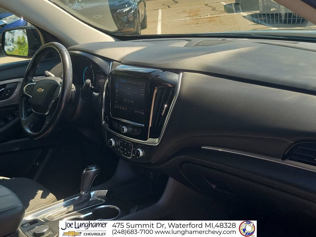 Certified 2020 Chevrolet Traverse LT FWD image 30