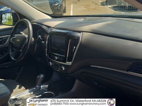 Certified 2020 Chevrolet Traverse LT FWD image 30