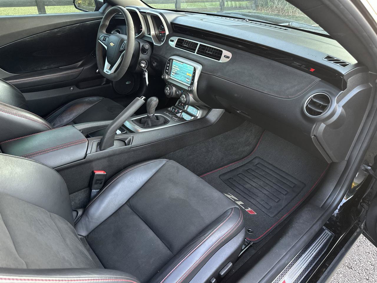 Used 2013 Chevrolet Camaro ZL1 RWD image 16