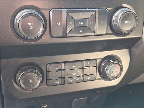 Used 2022 Ford F250 XL w/ Power Equipment Group image 15